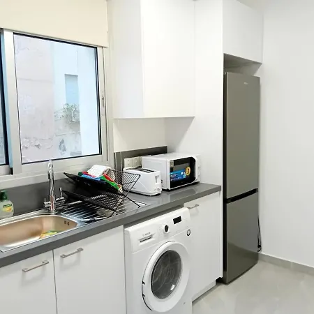 Spacious Dasoudi 3br Apartament Limassol